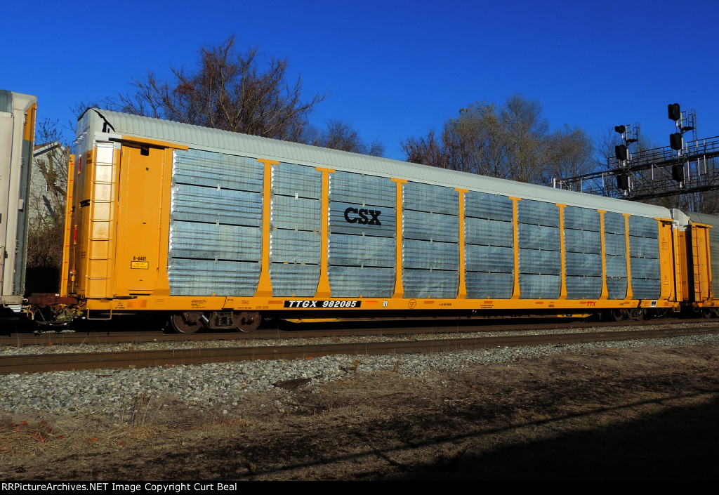 TTGX 982085 - CSXT B6481 